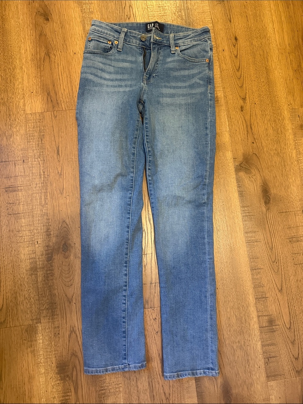 GAP Women's Medium Blue Straight Leg Jeans